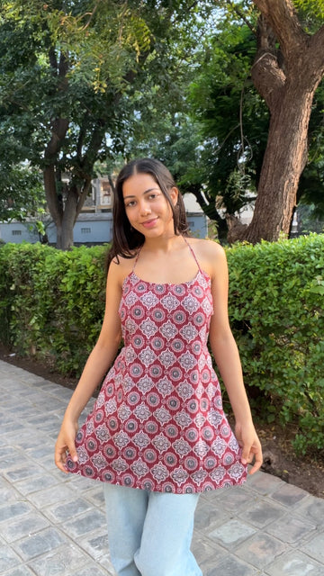 Ruhani Handblock Ethnic Kurti” (Traditional Indian)